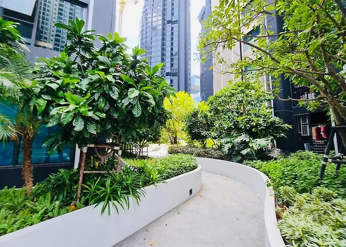 Asok - Din Daeng *