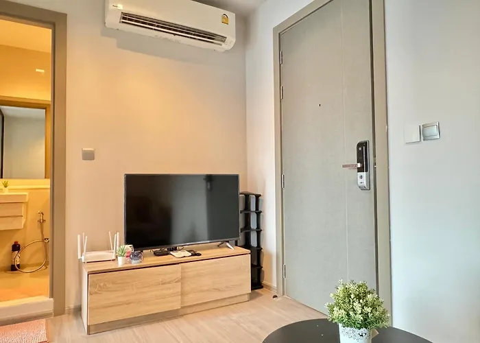 Asok - Din Daeng Bangkok